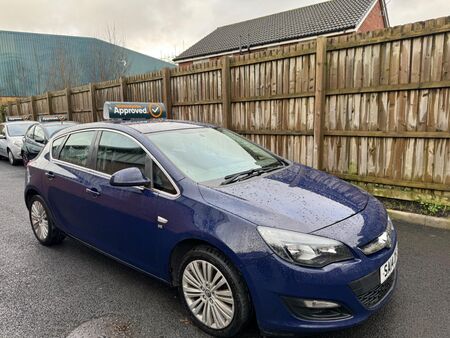 VAUXHALL ASTRA 1.4 16v Excite Euro 5 5dr